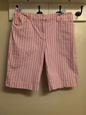 Jones New York Sport Pink White Striped Seersucker Bermuda Shorts 10 Stretch